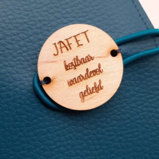 Persoonlijk houten label met eigen naam!