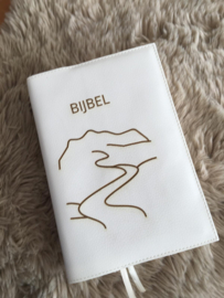 NBV 21standaard: Bijbelhoes Vegan Off White incl. gravure