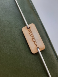 Houten label 'WEERKLANK'